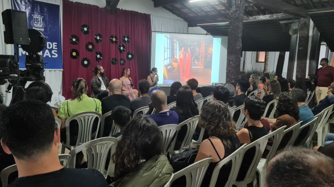 api-modulos/fotos/img/galeria_cat_culturais_539/539/13657/LOVE MIND - PRÉ LANÇAMENTO DE ANNA MAZ, 13.05.2026 (3).jpeg